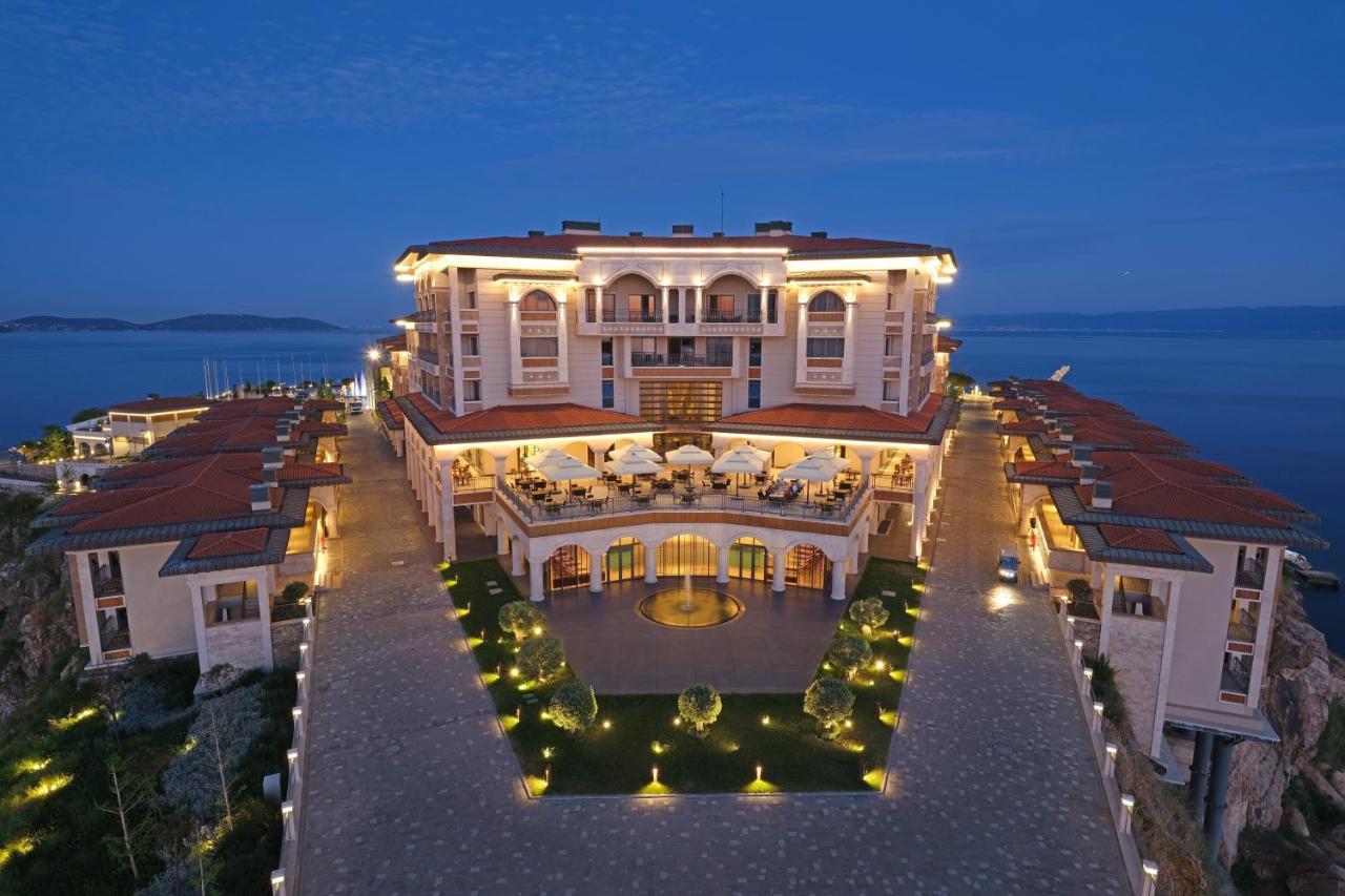 Birun Ada Hotel Burgazada Ngoại thất bức ảnh