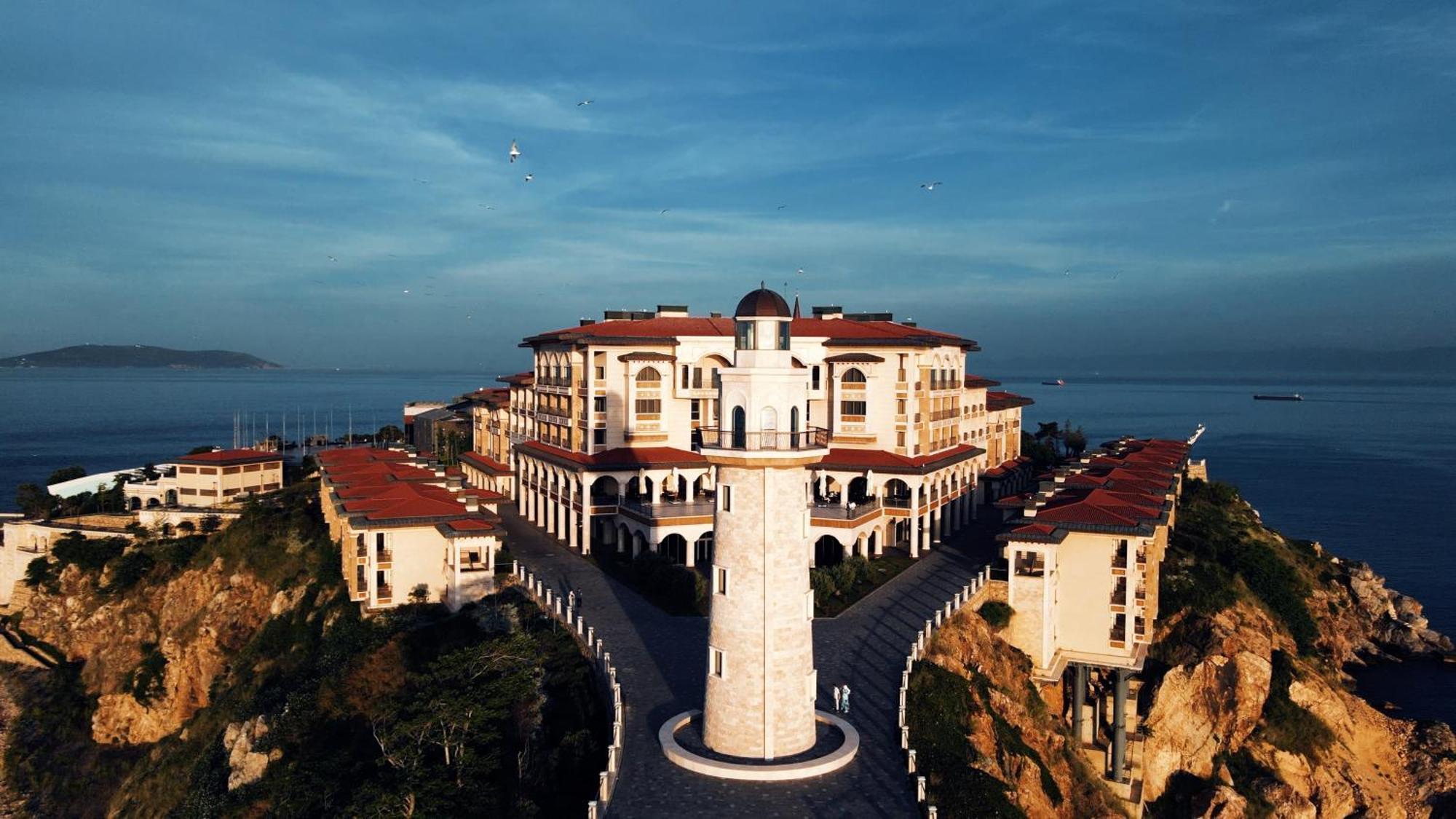 Birun Ada Hotel Burgazada Ngoại thất bức ảnh